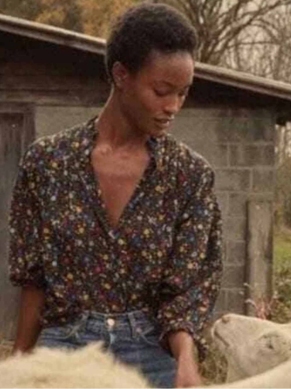 Doen Rose Top in Dusk Lily of the Valley - Picture 2 of 11